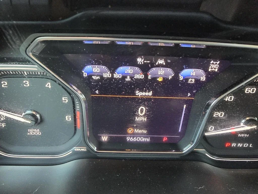 Used 2021 SUMMIT WHITE GMC AT4 image 13