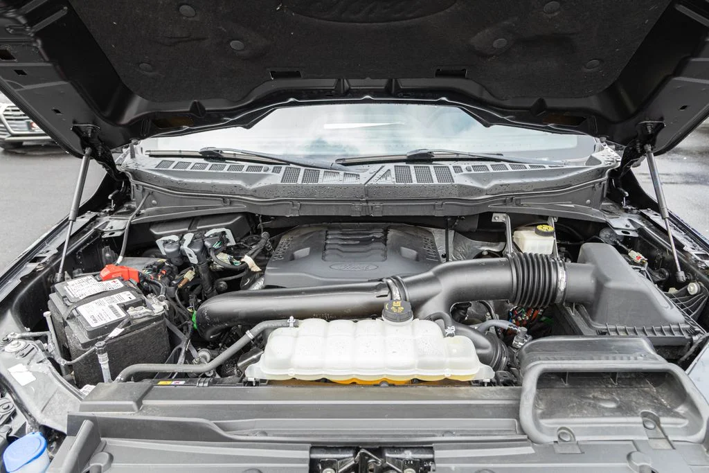 Used 2023 Black Ford XLT image 30