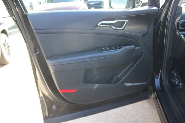 Used 2023 Black Kia EX image 21
