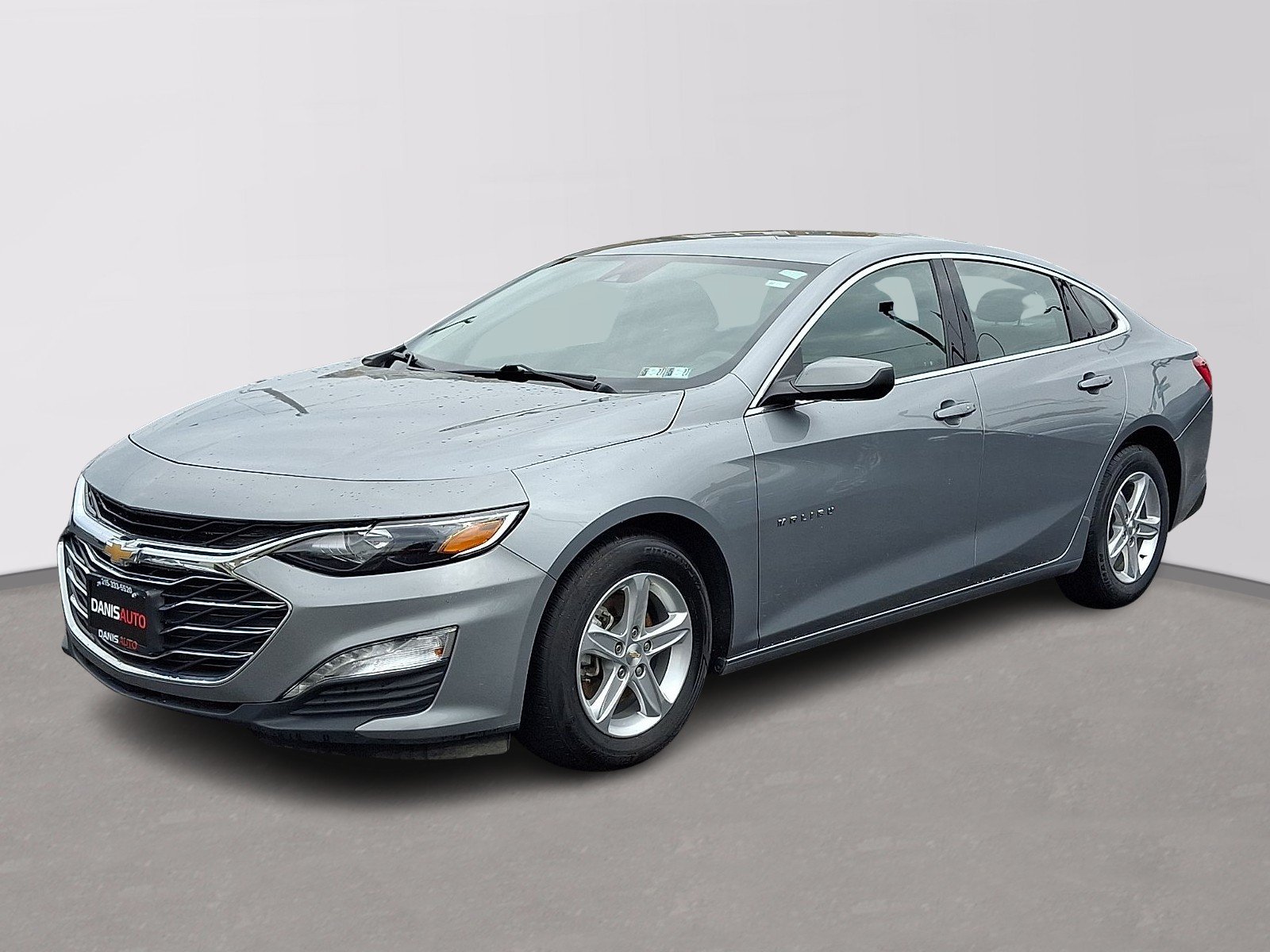 Used 2024 Mineral Gray Metallic - G5D Chevrolet FWD 1LT image 3