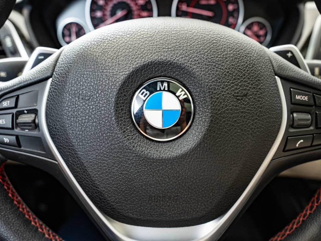 Used 2016 Mediterranean Blue Metallic BMW 328i xDrive image 31