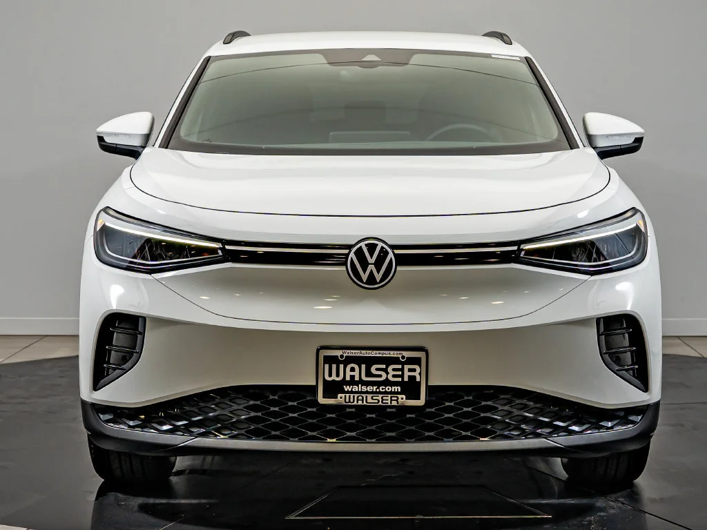 Used 2023 Pure White Volkswagen Standard image 2