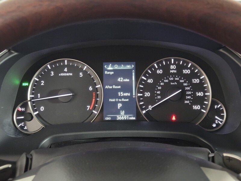 Certified Used 2020 Gray Pearl Lexus  image 37