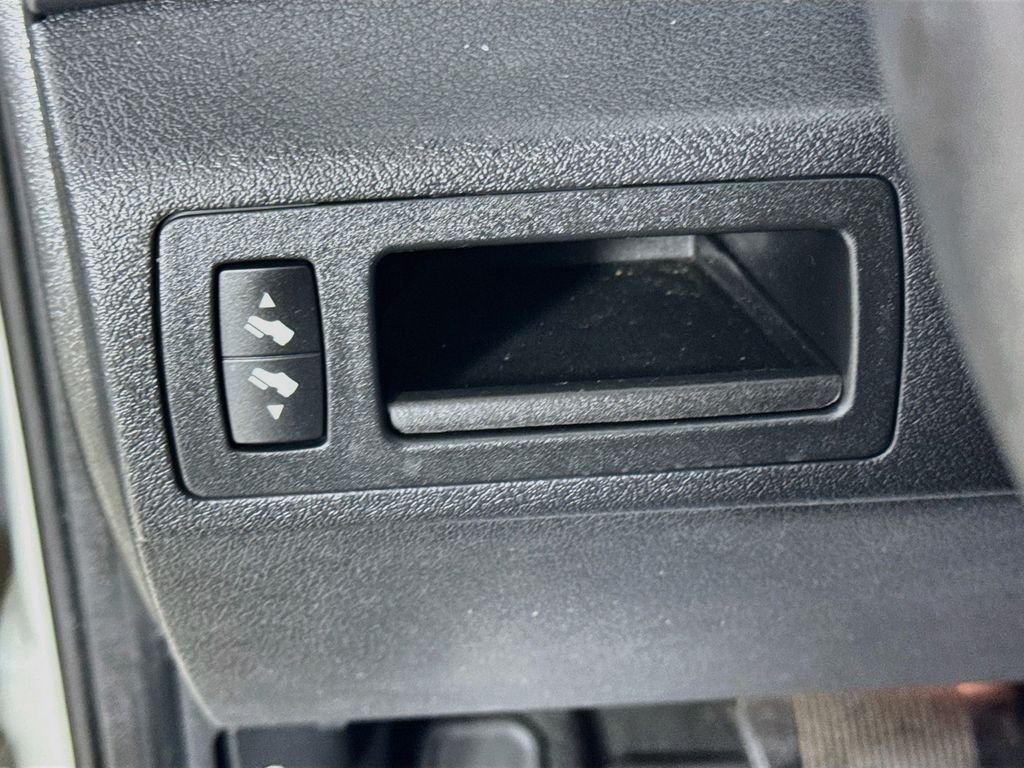 Used 2010 Light Graystone Pearlcoat Jeep Laredo image 11