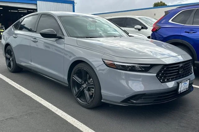 Certified Used 2024  Honda Sport-L image 2