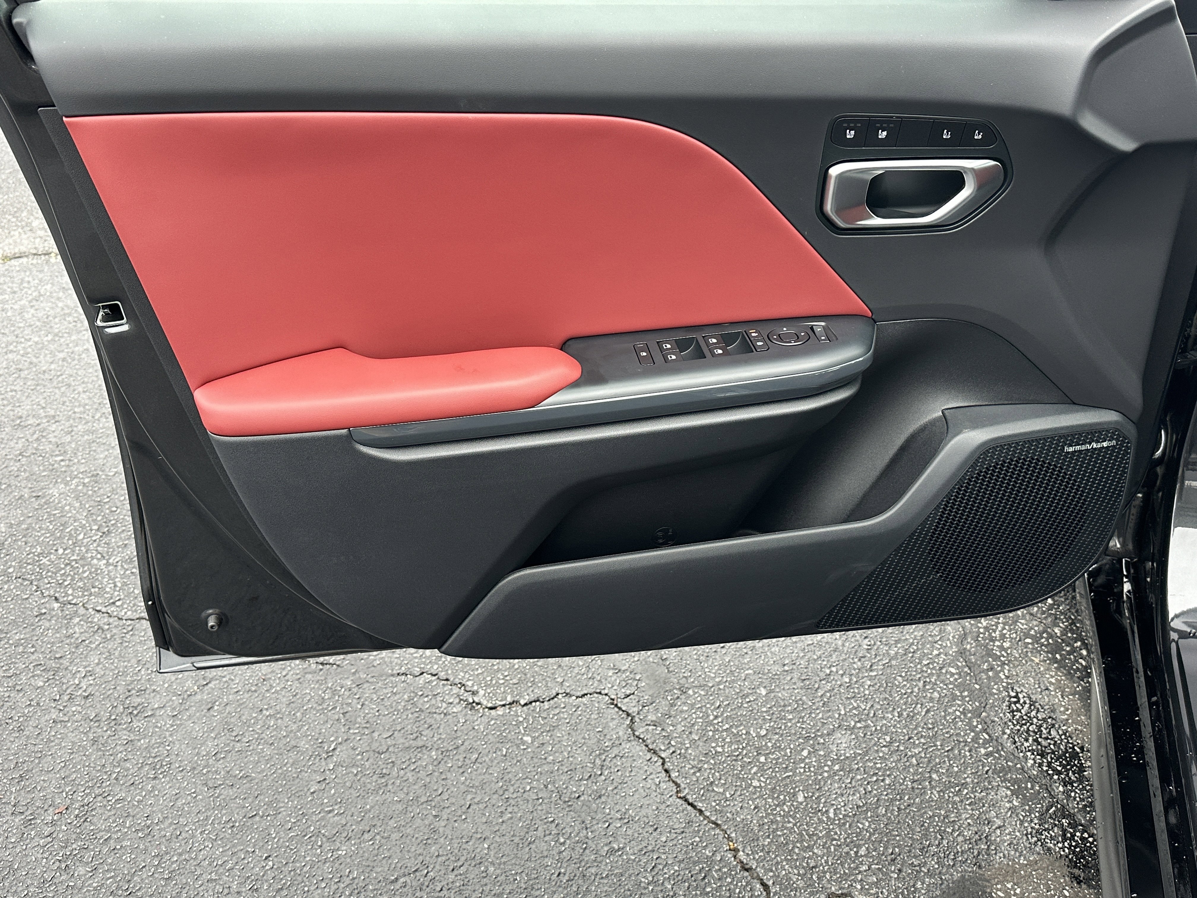 New 2026 Interstellar Gray Kia GT-Line image 11