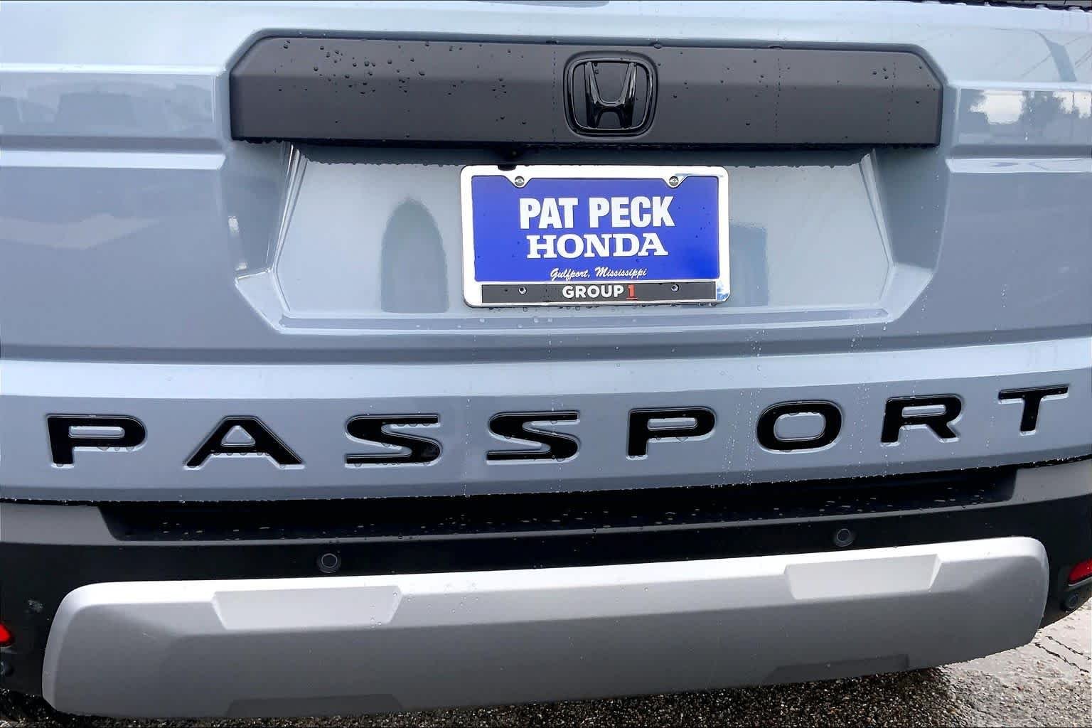 New 2026 Sonic Gray Pearl Honda RTL image 15