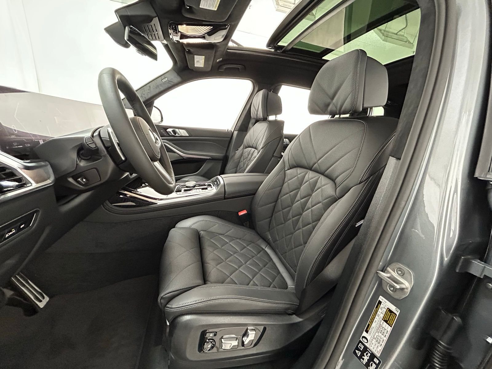 New 2026 Skyscraper Grey Metallic BMW xDrive40i image 46