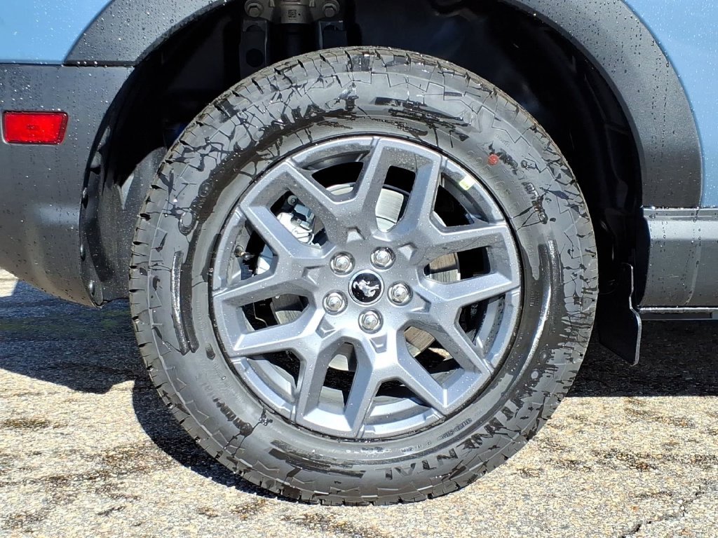 New 2026 Azure Gray Metallic Tri-Coat Ford Big Bend® image 8
