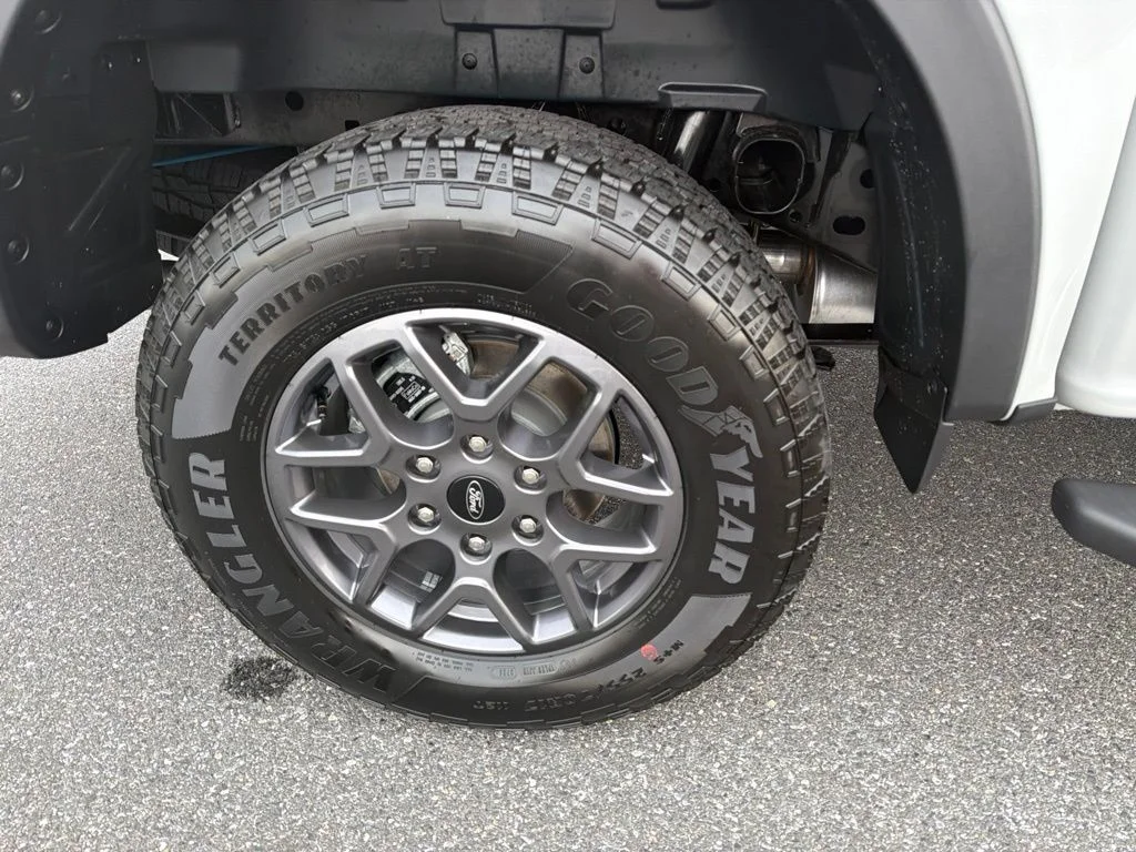 New 2026 Avalanche Ford XLT image 11