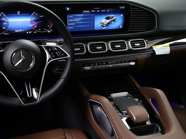 New 2026 MANUFAKTUR Moonlight White Metallic Mercedes-Benz GLE 350 image 45