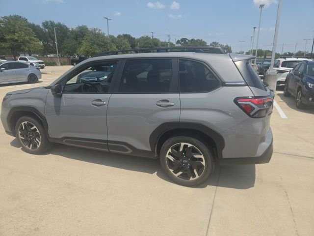Used 2025 Gray Subaru Limited image 5