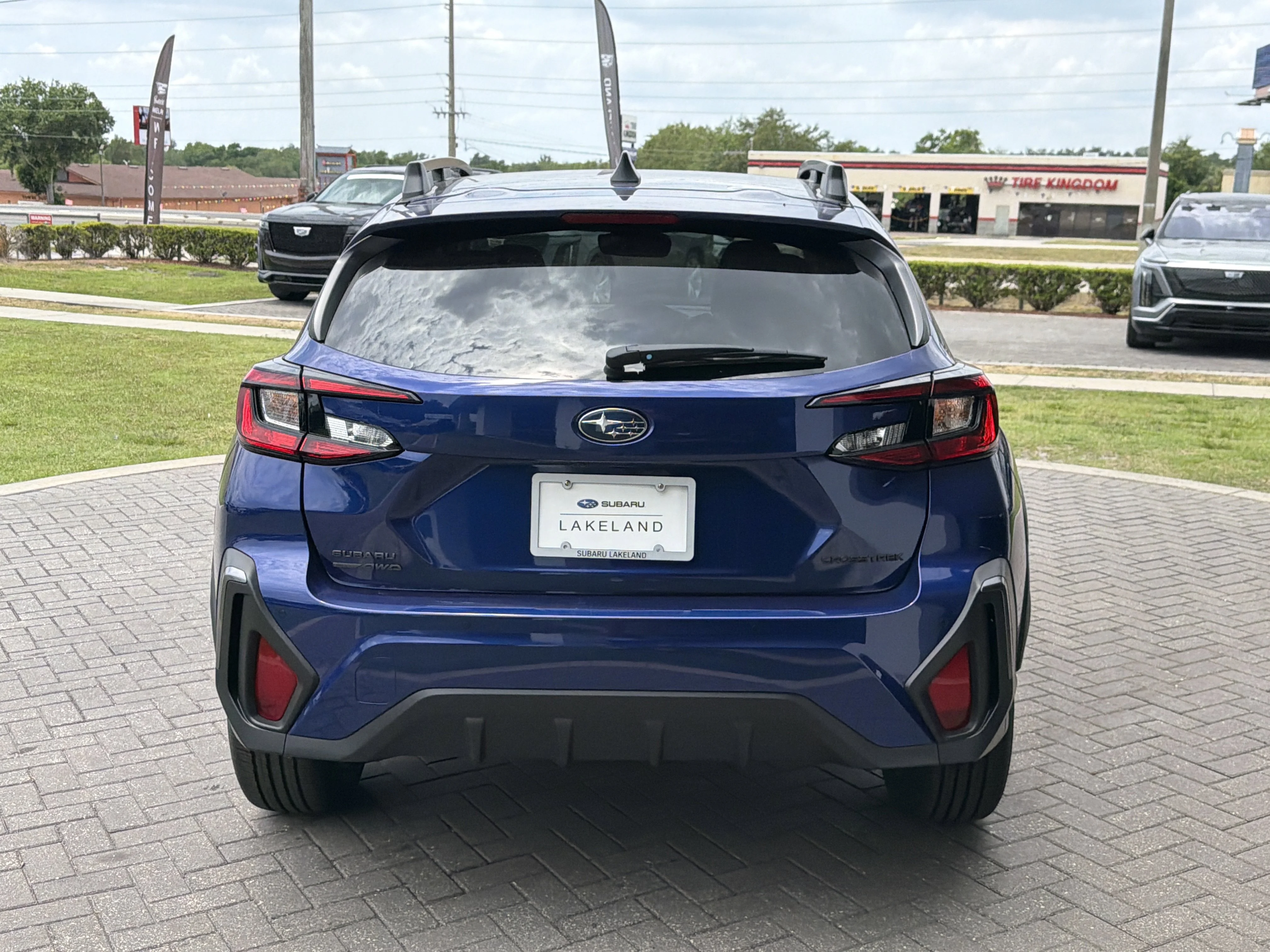 New 2026 SAPPHIRE BLUE PEARL Subaru Limited image 5