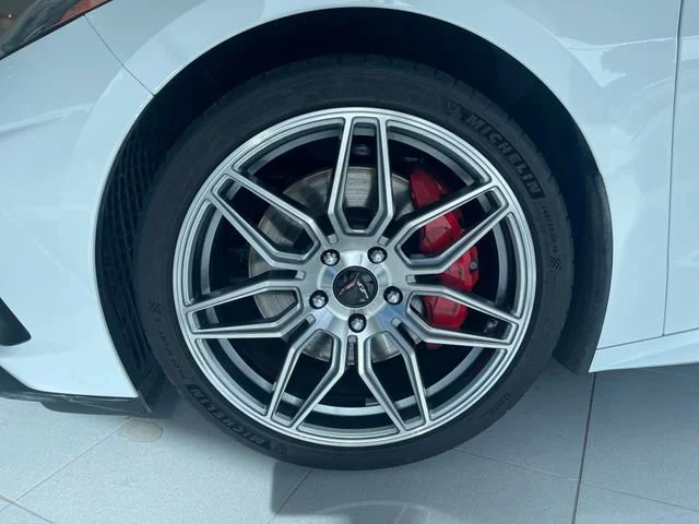 Used 2020 Arctic White Chevrolet 3LT image 28