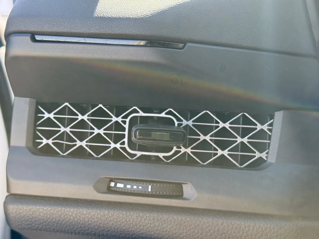 Used 2025 White Honda LX image 19