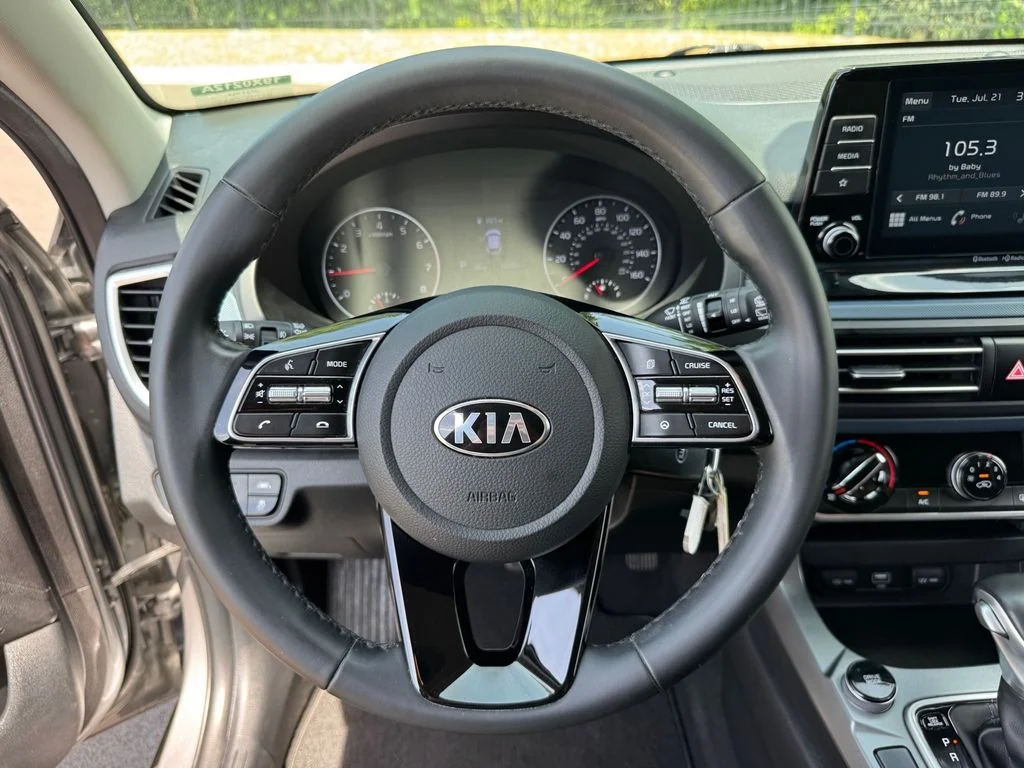 Used 2021 Gray Kia S image 20