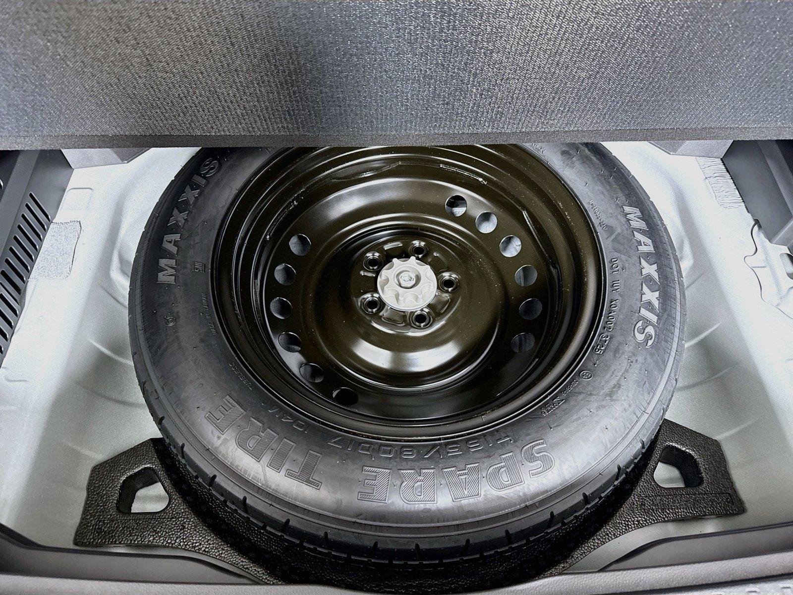 Certified Used 2026 Ice Cap Toyota XLE Premium image 38
