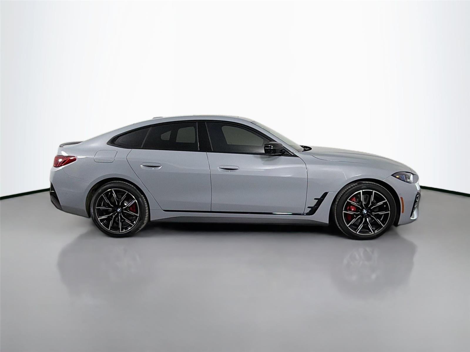 New 2026 Brooklyn Grey Metallic BMW eDrive40 image 5