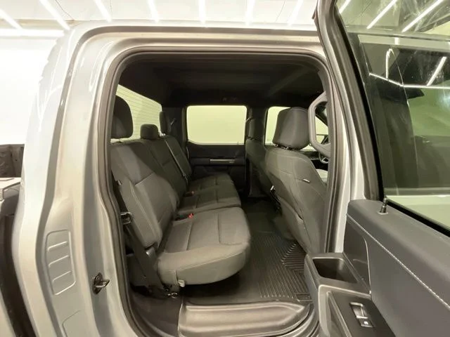 Used 2023 Silver Ford XLT image 25