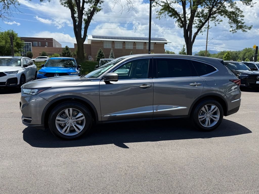 Used 2026 Majestic Black Pearl Acura Base image 7