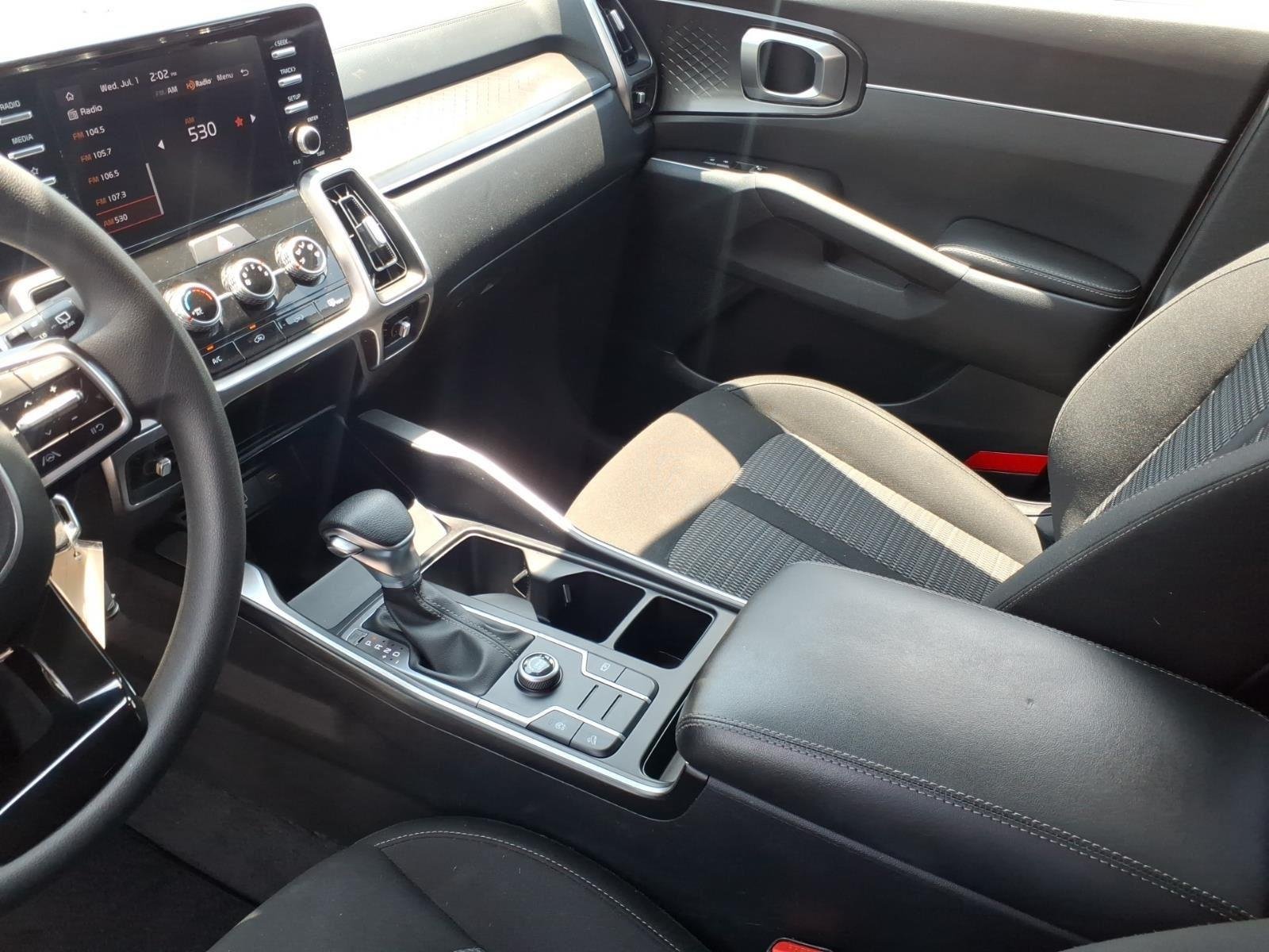 Used 2023 Glacial White Pearl Kia LX image 20