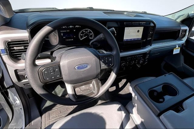 2024 Ford F-450 Super Duty Chassis Cab XL - Photo 5