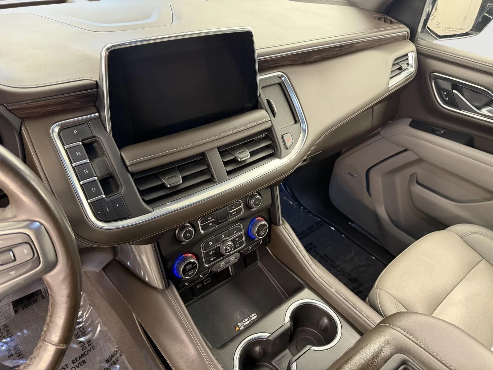 2022 Chevrolet Tahoe LT - Photo 17