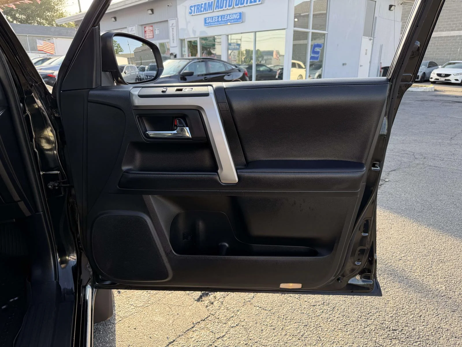 2022 Toyota 4Runner Limited - Photo 12