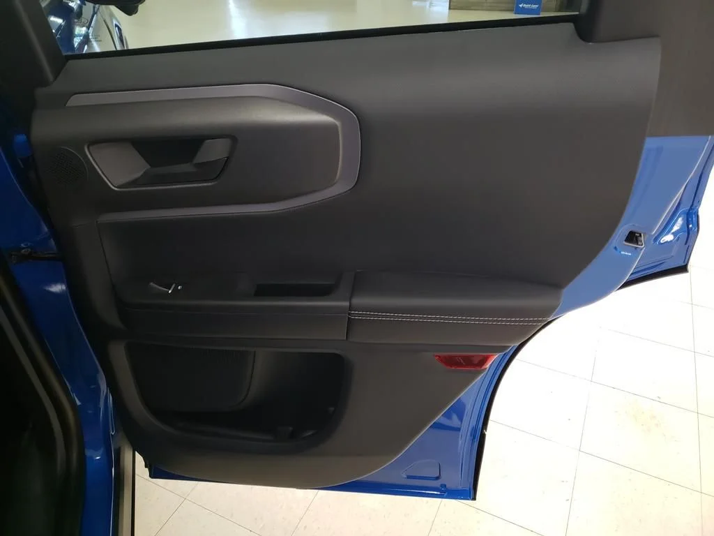 New 2025 Velocity Blue Metallic Ford Outer Banks® image 15