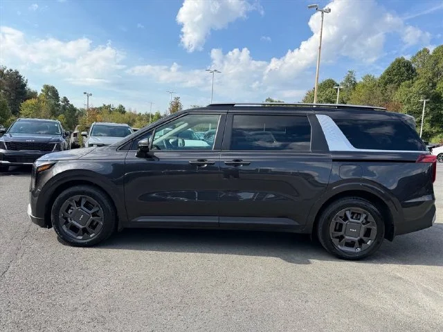 Used 2026 Gray Kia EX image 4