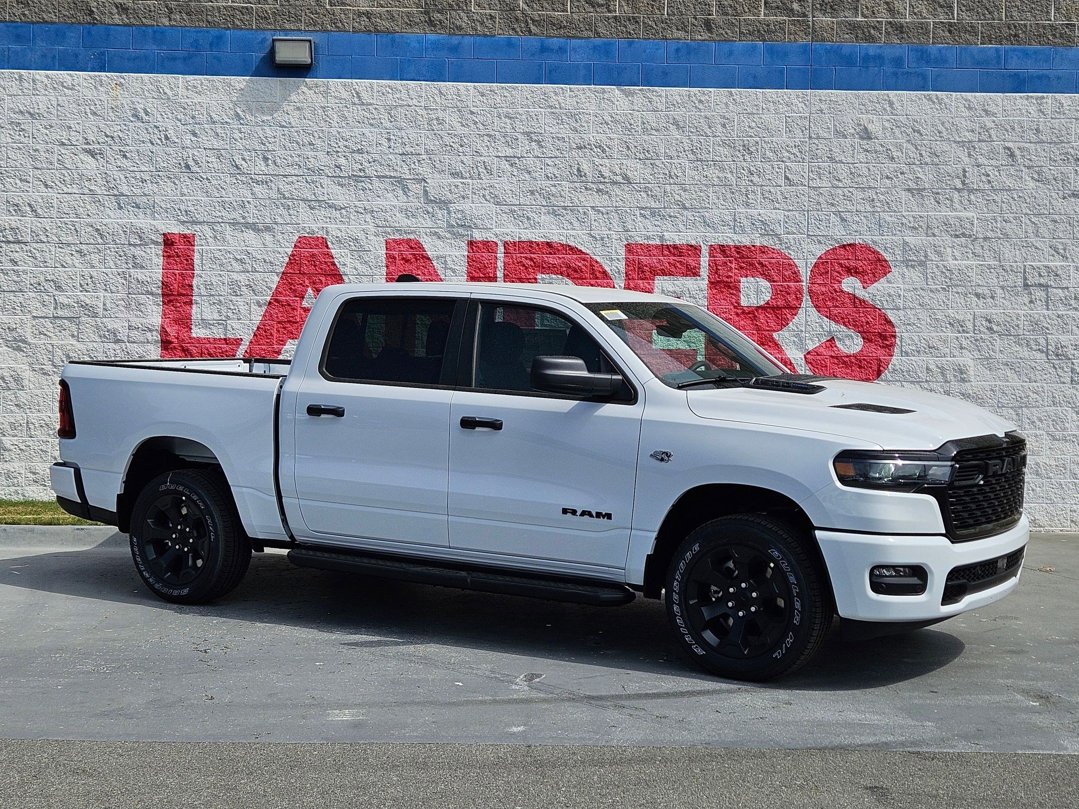 2026 RAM 1500 Express 4x4 Crew Cab 5'7's photo