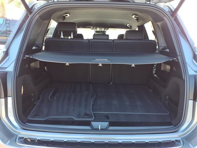 Certified Used 2025 Gray Mercedes-Benz 300 image 23