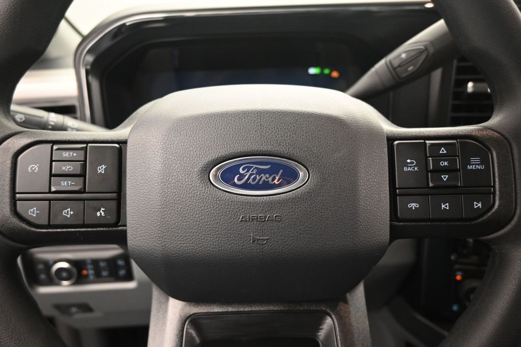 New 2026 Agate Black Metallic Ford XLT image 11