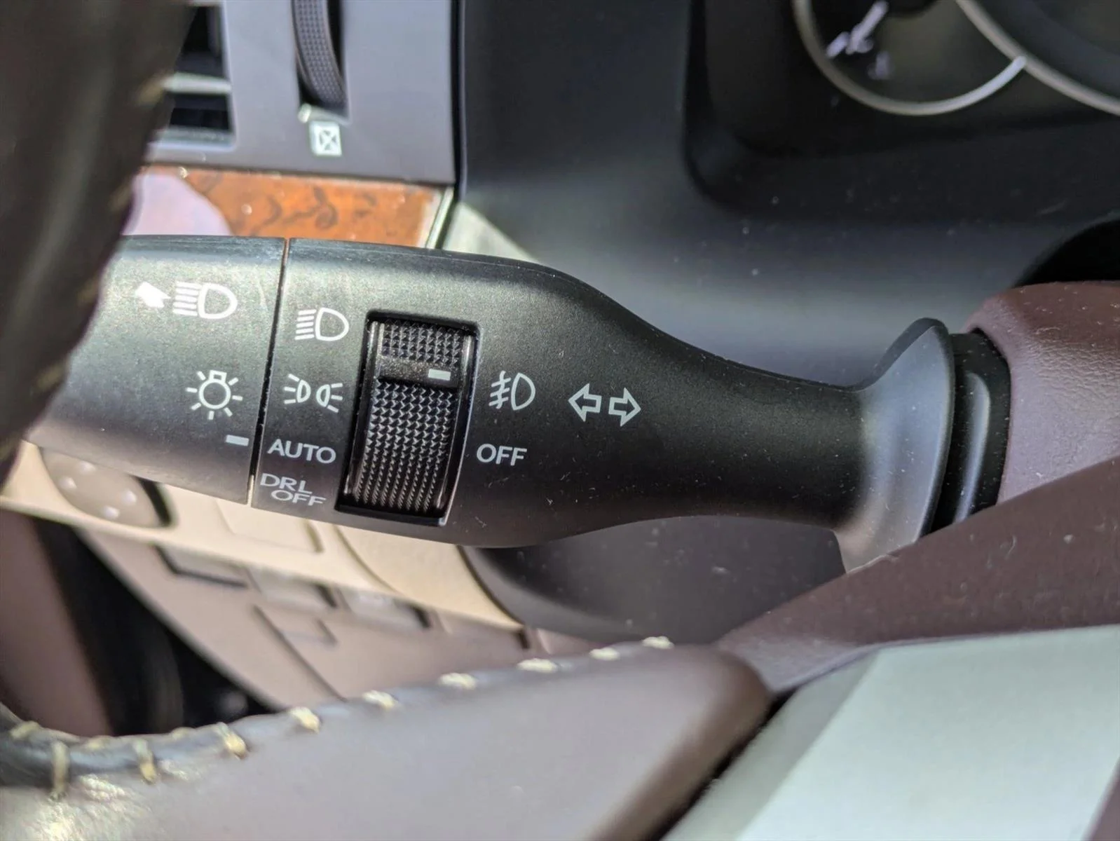 Used 2017 Nightfall Mica Lexus ES 350 image 9