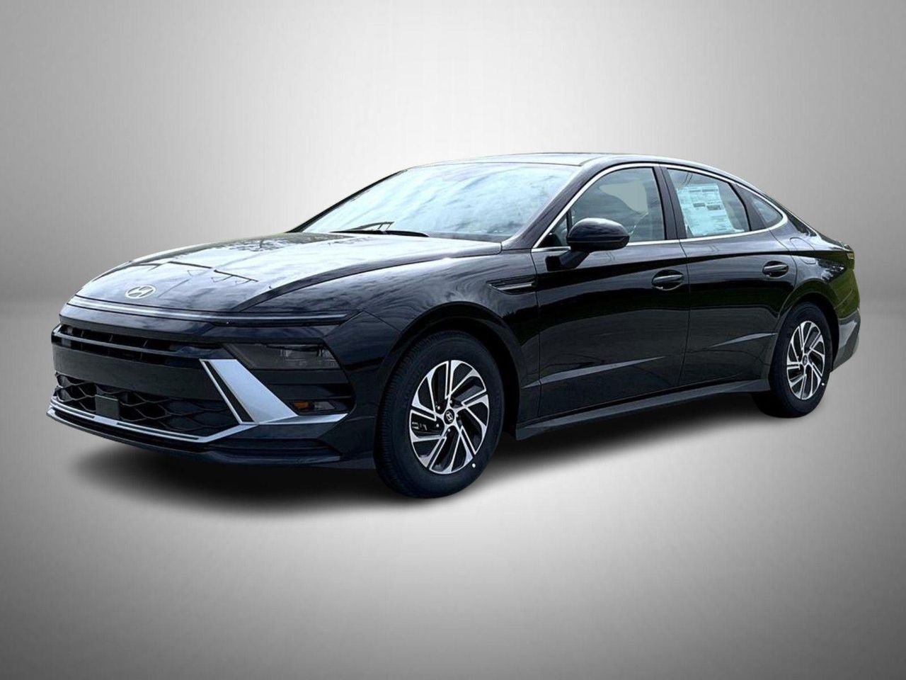 2026 Hyundai Sonata Blue's photo