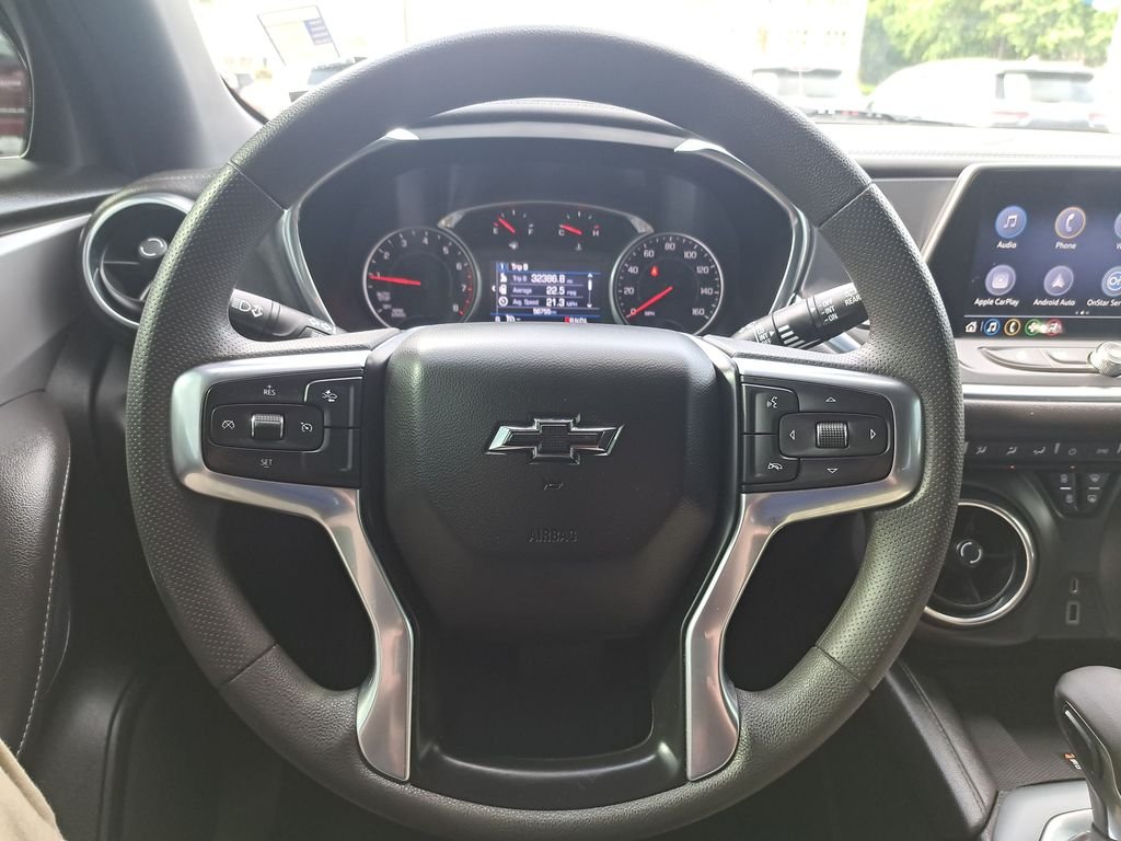 Used 2022 Silver Chevrolet LT image 13