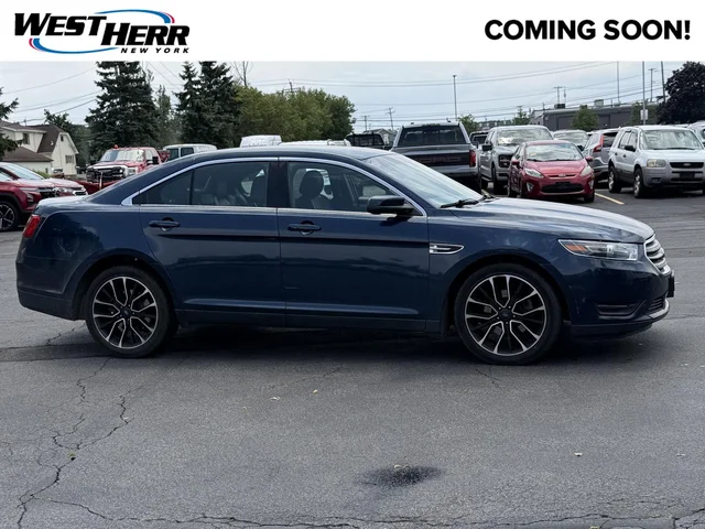 2017 Ford Taurus SEL