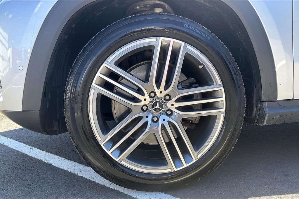 Certified Used 2023  Mercedes-Benz GLS 450 image 7