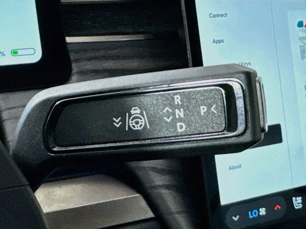 Used 2022 White Rivian Adventure image 14