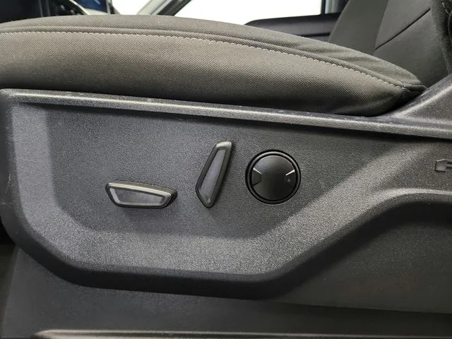 Used 2023 White Ford XLT image 30