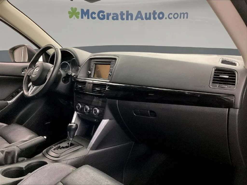 Used 2014 White Mazda Grand Touring image 22