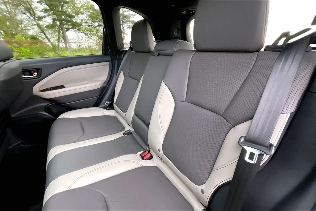 Used 2026 White Subaru Limited image 22