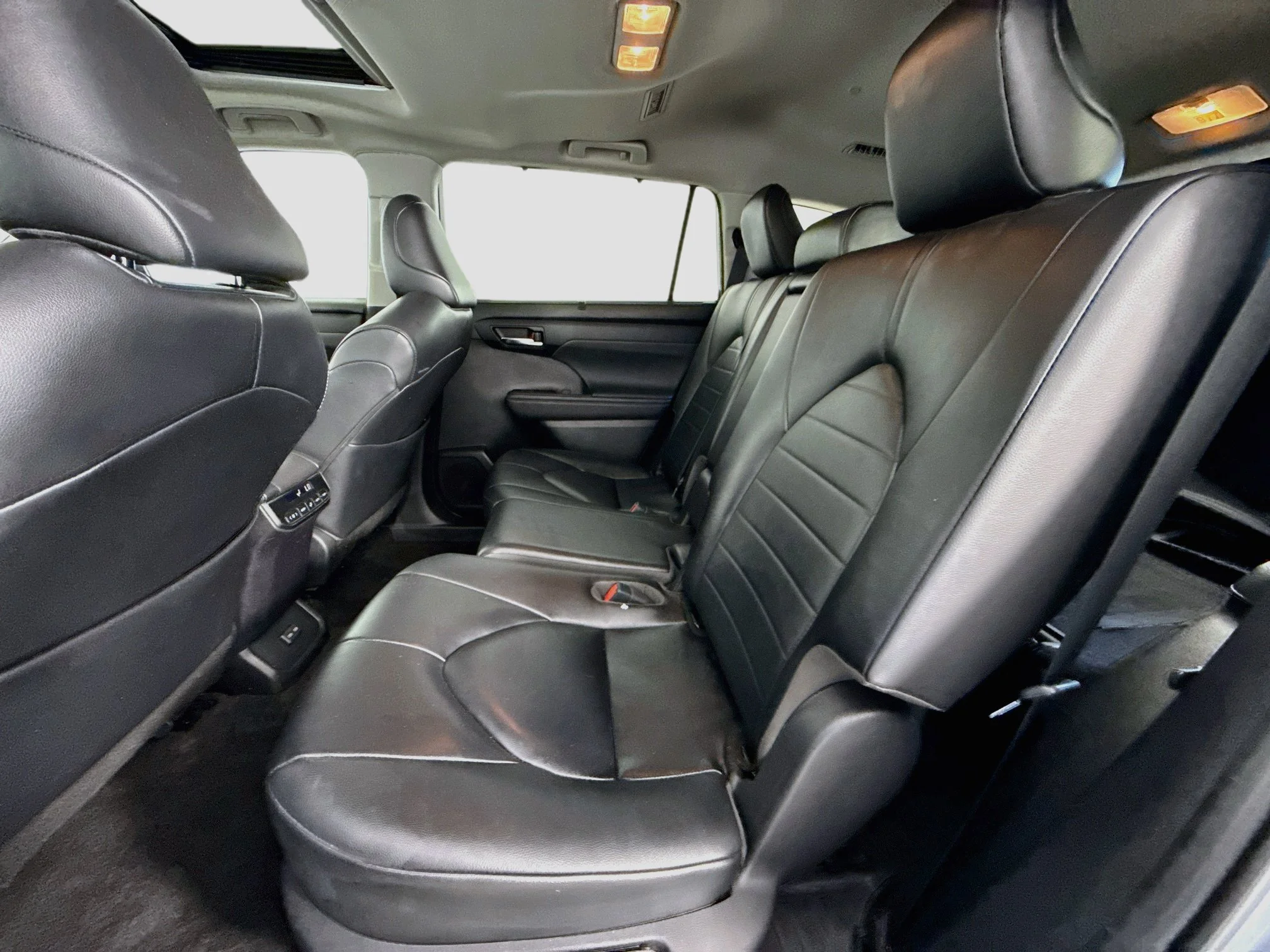 Used 2023 Gray Toyota L image 26