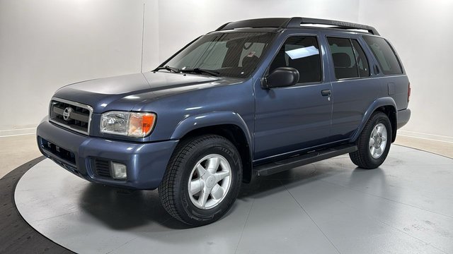2002 Nissan Pathfinder SE