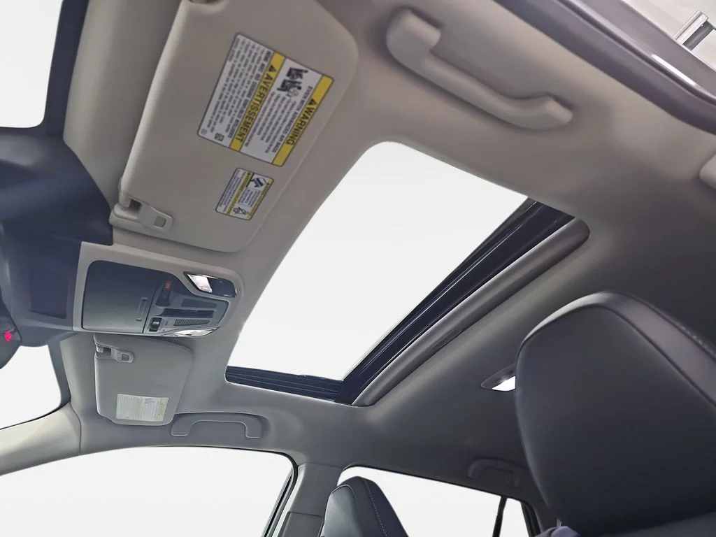 Used 2025 Gray Subaru Onyx Edition image 32