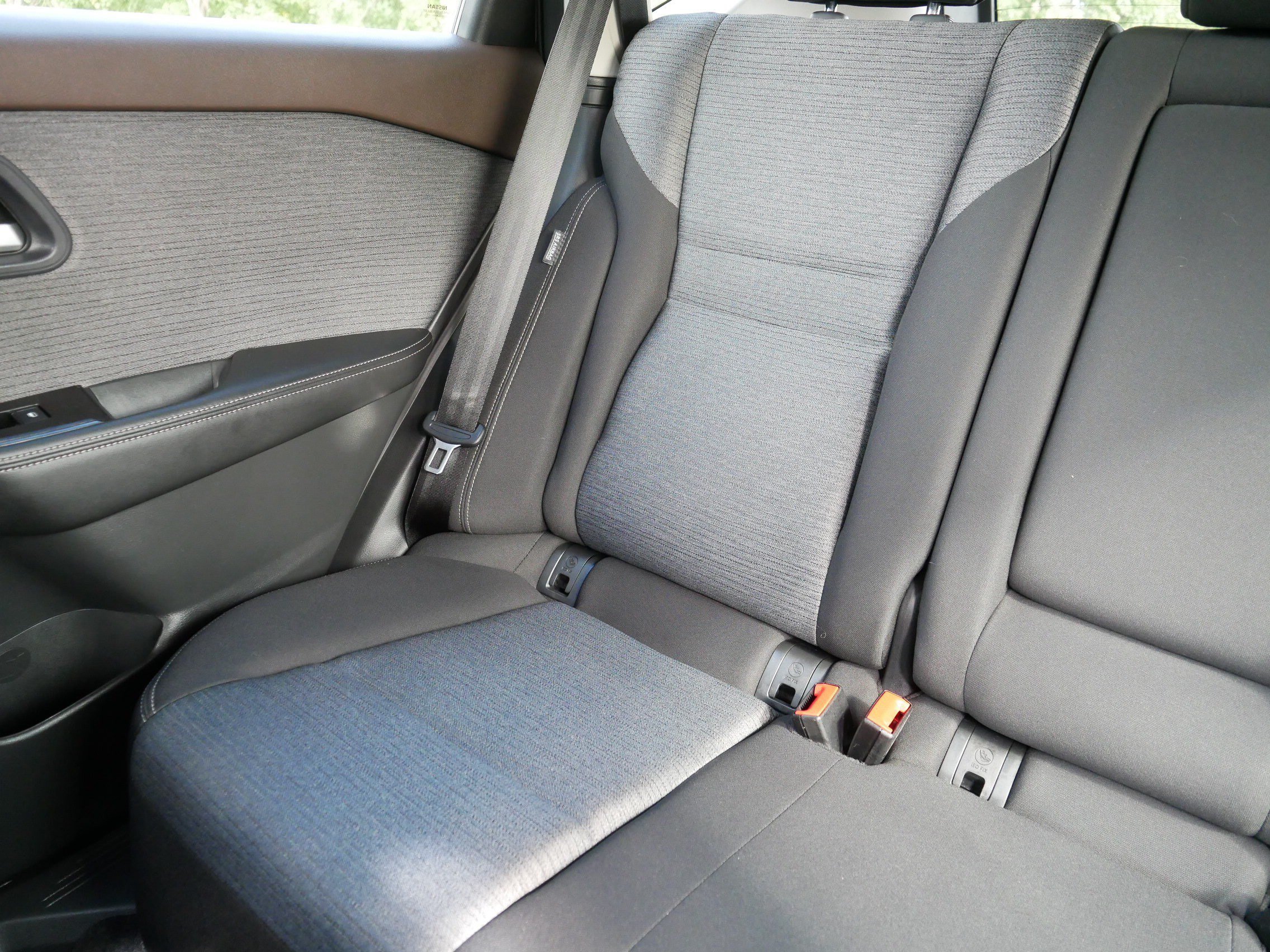 Certified Used 2023 Gun Metallic Nissan SV image 12