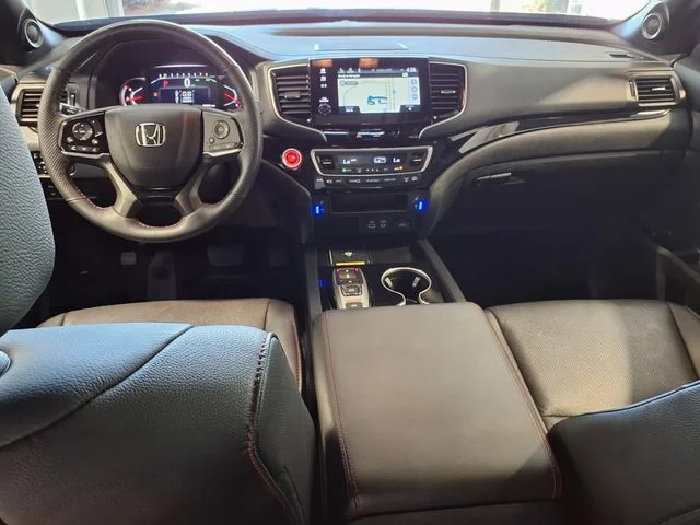 2025 Honda Passport Black Edition - Photo 21
