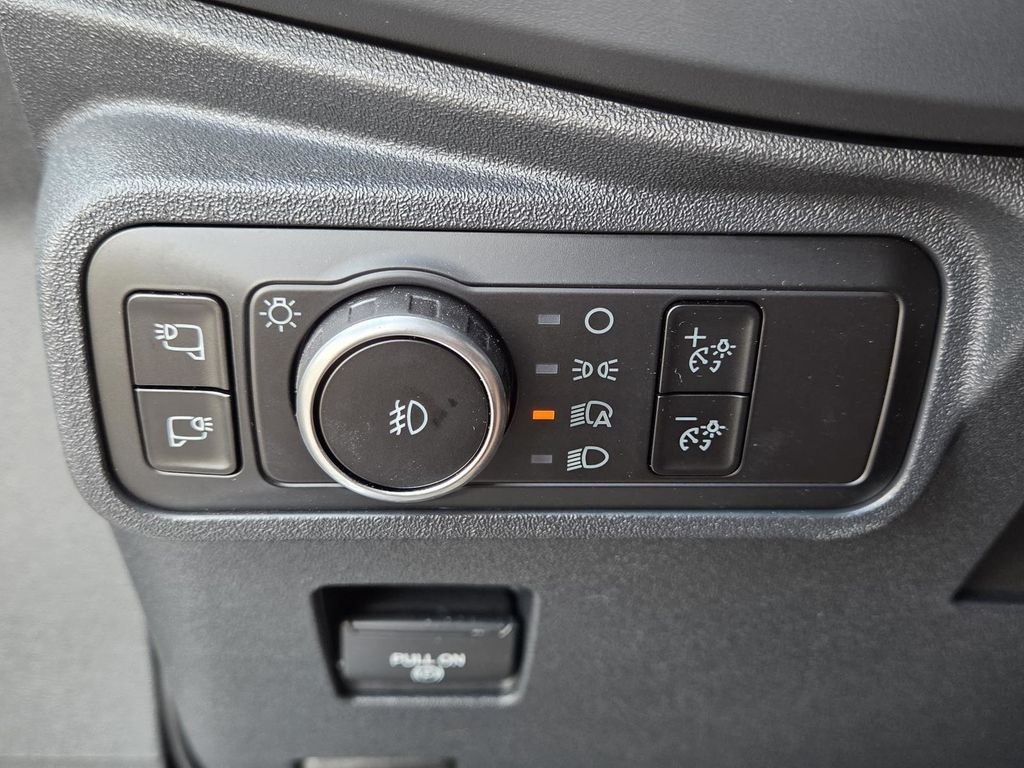 Used 2025 Oxford White Ford Raptor image 17