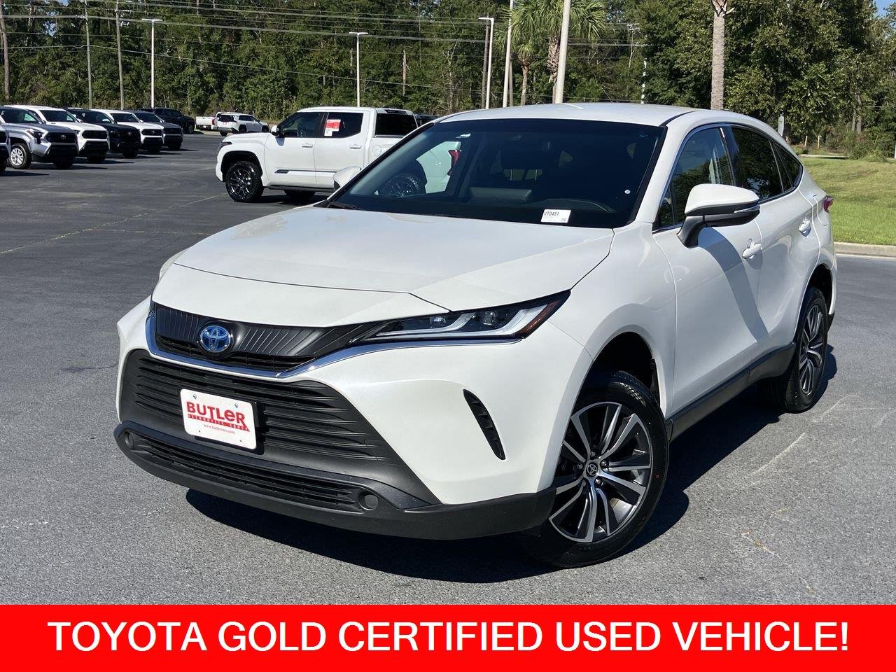 Used 2024 White (Wind Chill Pearl) Toyota LE AWD image 1