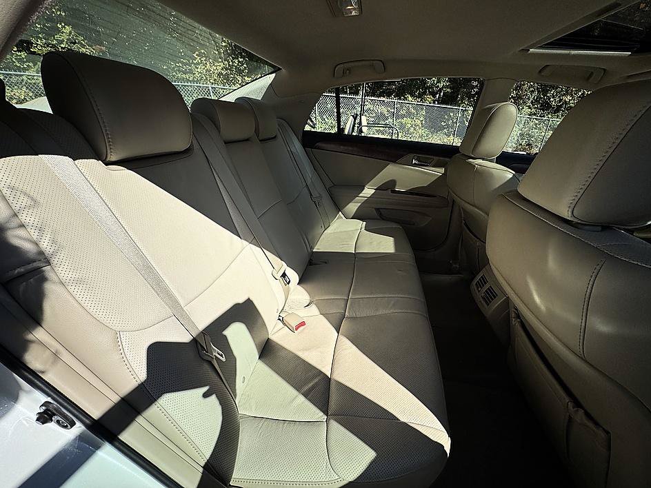 Used 2012 Blizzard Pearl Toyota Limited image 15